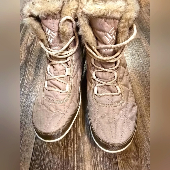 Columbia Minx II - Shorty Boots - Picture 1 of 5